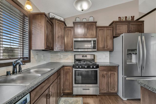 909 4th Street NE, Rice, MN 56367