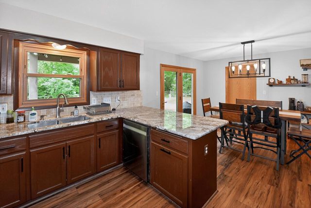 9015 S 84th STREET, Franklin, WI 53132