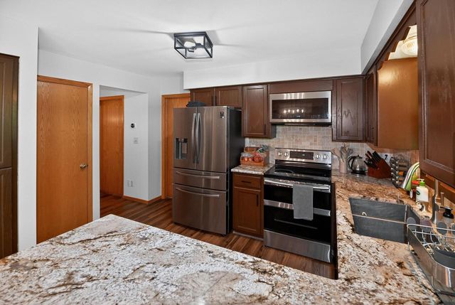 9015 S 84th STREET, Franklin, WI 53132