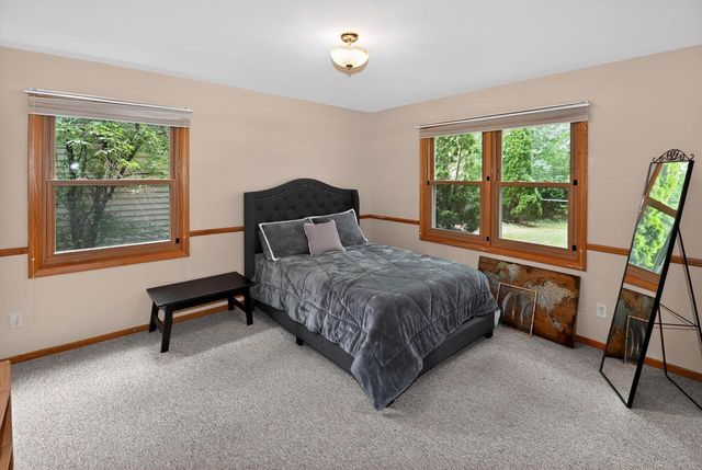 9015 S 84th STREET, Franklin, WI 53132