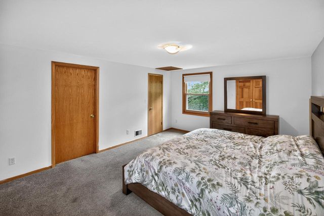 9015 S 84th STREET, Franklin, WI 53132