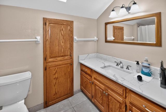 9015 S 84th STREET, Franklin, WI 53132