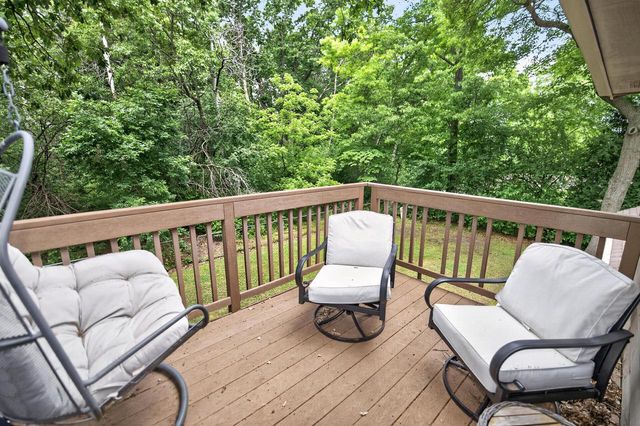 9015 S 84th STREET, Franklin, WI 53132