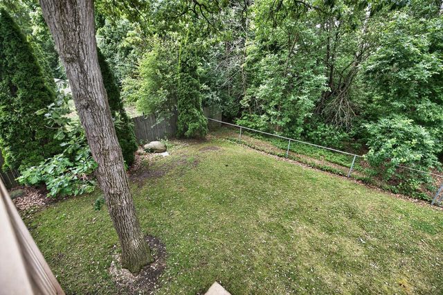 9015 S 84th STREET, Franklin, WI 53132