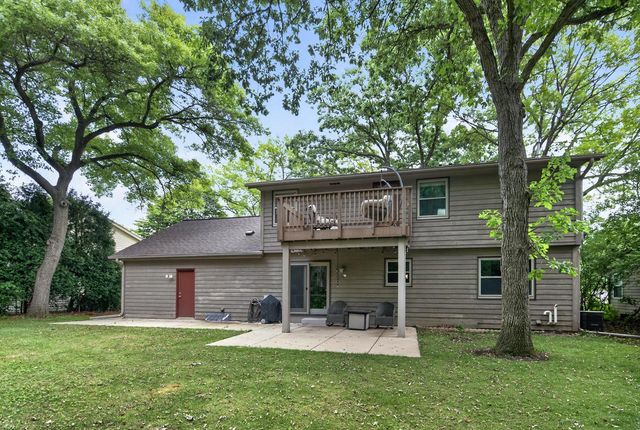 9015 S 84th STREET, Franklin, WI 53132