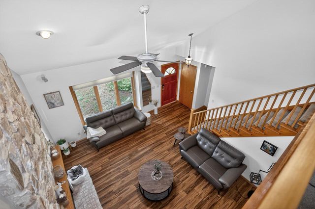 9015 S 84th STREET, Franklin, WI 53132