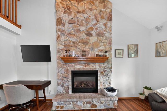 9015 S 84th STREET, Franklin, WI 53132