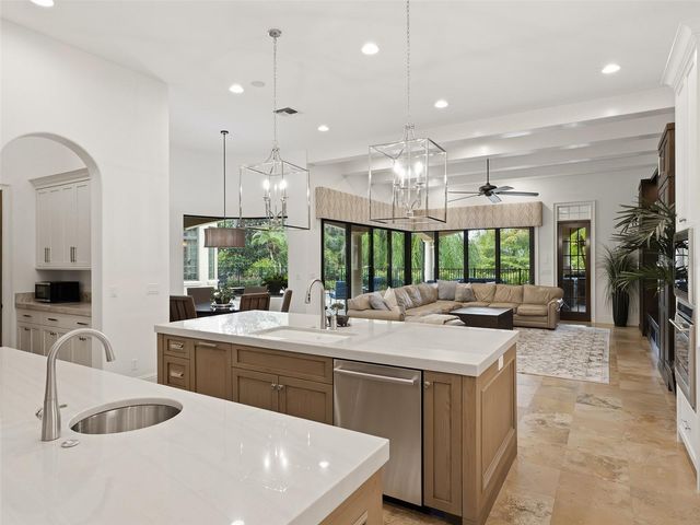 9310 ISLEWORTH GARDENS DRIVE, Windermere, FL 34786