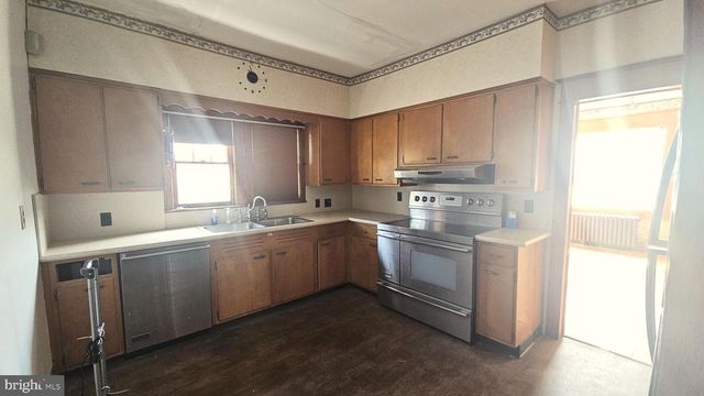 101 N BROADWAY, Pennsville, NJ 08070