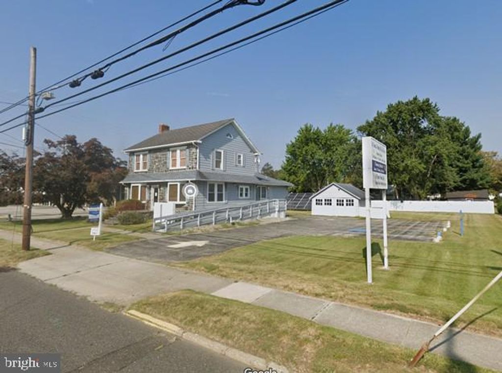 101 N BROADWAY, Pennsville, NJ 08070