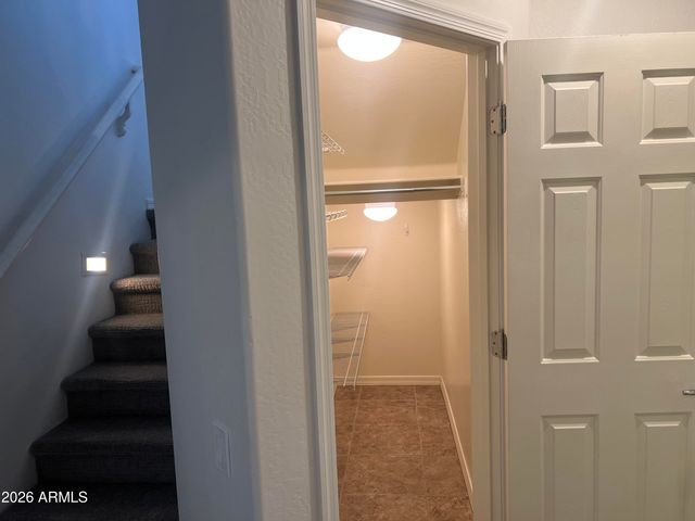 26708 N BABBLING BROOK Drive, Phoenix, AZ 85083