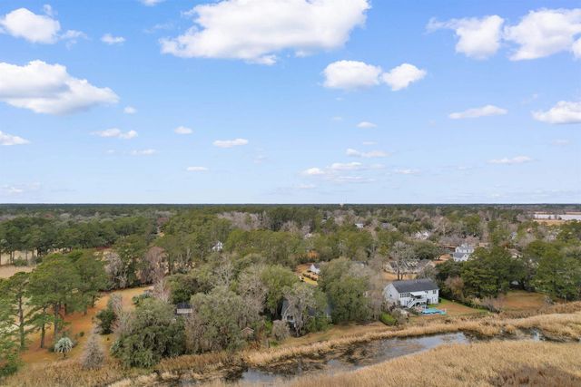 75 Duck Pond Pl., Georgetown, SC 29440