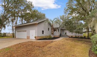 75 Duck Pond Pl., Georgetown, SC 29440
