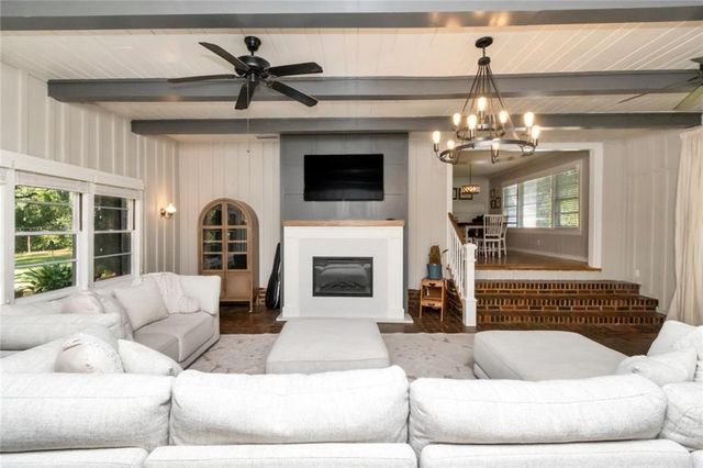 3905 Skyland Circle N, Mobile, AL 36693