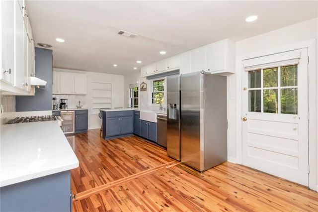 3905 Skyland Circle N, Mobile, AL 36693