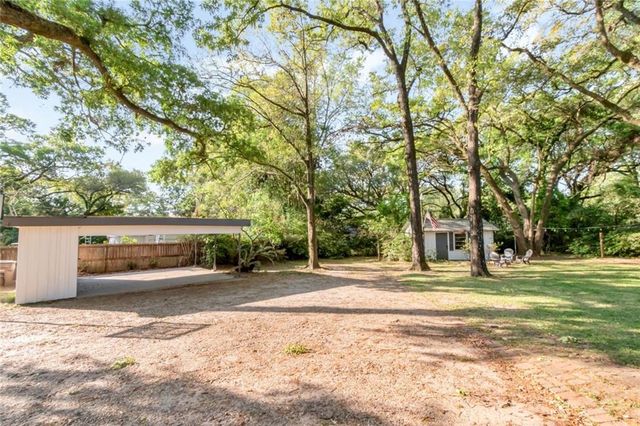 3905 Skyland Circle N, Mobile, AL 36693