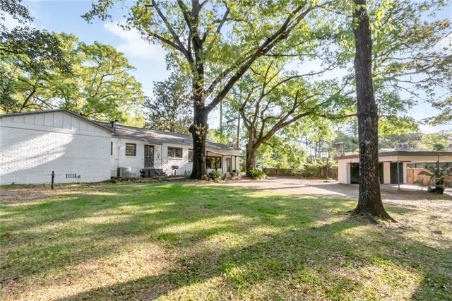 3905 Skyland Circle N, Mobile, AL 36693