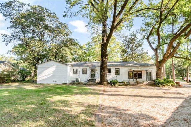 3905 Skyland Circle N, Mobile, AL 36693