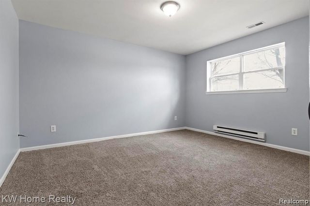 7637 Woodward Avenue, Detroit, MI 48202