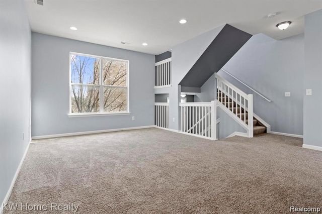 7637 Woodward Avenue, Detroit, MI 48202