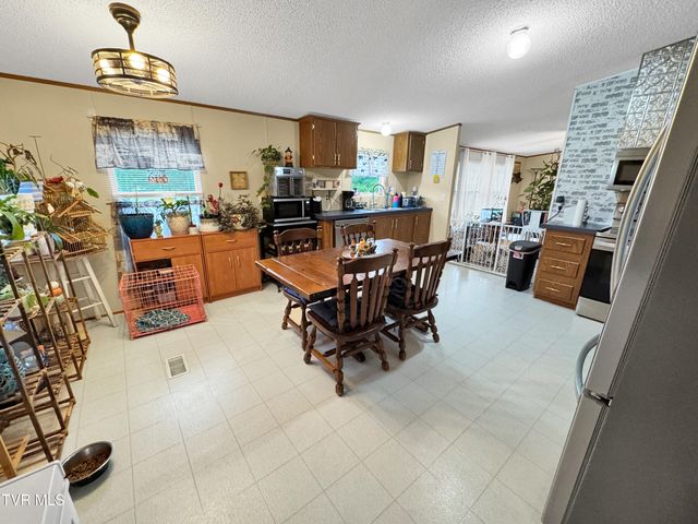 3675 Glen Alpine Road, Kingsport, TN 37660