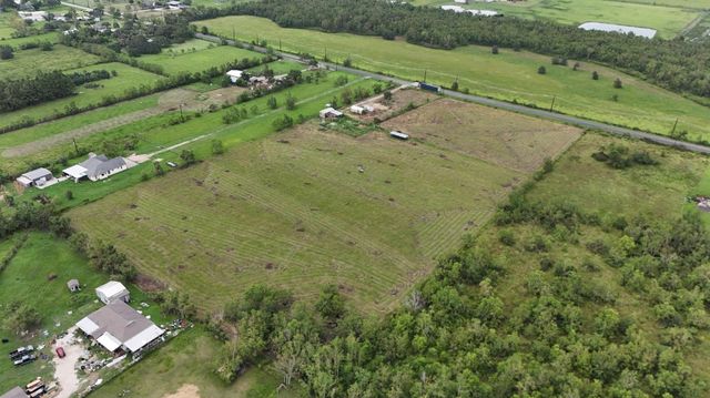 1602 County Road 62, Rosharon, TX 77583