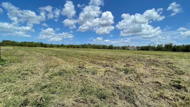 1602 County Road 62, Rosharon, TX 77583