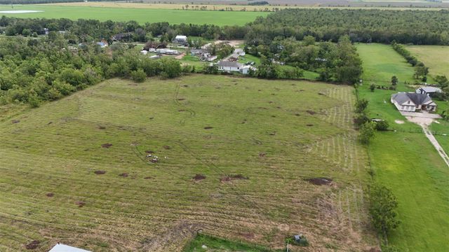 1602 County Road 62, Rosharon, TX 77583