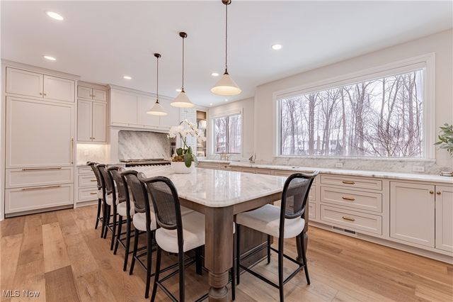 17421 Rambling Creek Trail, Chagrin Falls, OH 44023