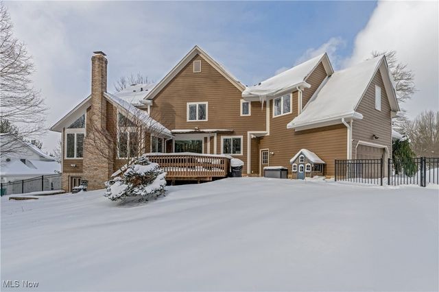 17421 Rambling Creek Trail, Chagrin Falls, OH 44023