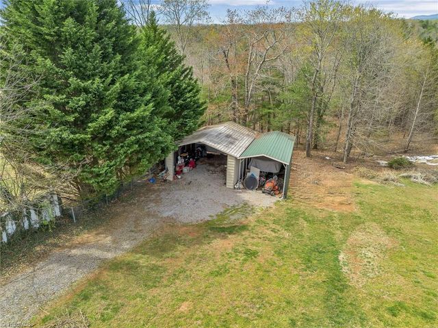 284 Bugle Lane, Wilkesboro, NC 28697