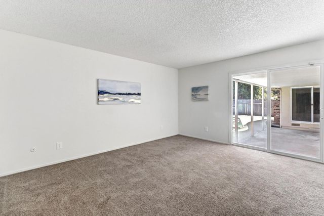 6995 Wavecrest Way, Sacramento, CA 95831