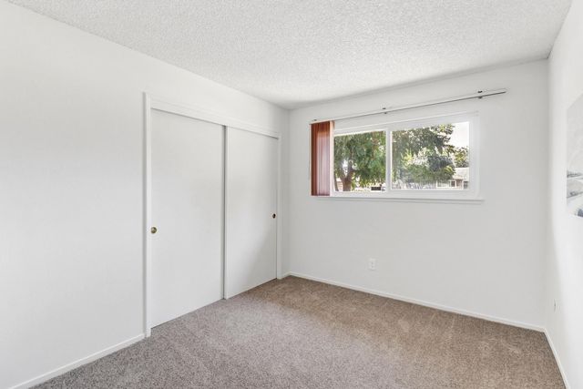 6995 Wavecrest Way, Sacramento, CA 95831