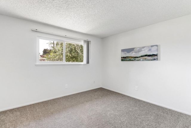 6995 Wavecrest Way, Sacramento, CA 95831