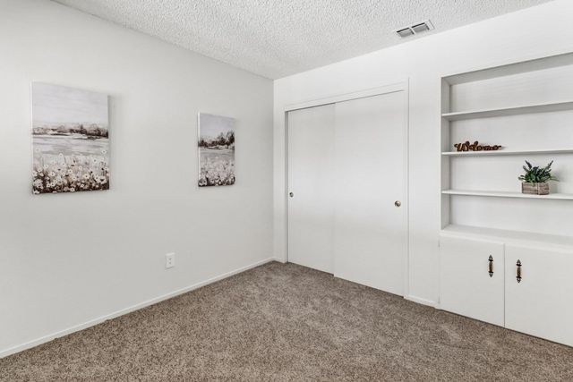 6995 Wavecrest Way, Sacramento, CA 95831
