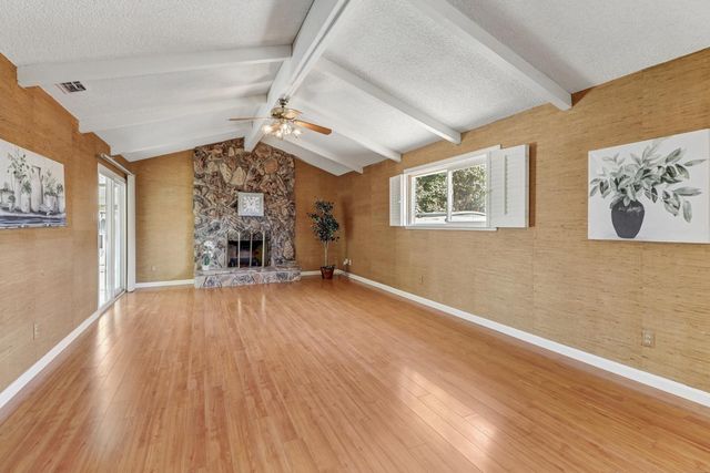 6995 Wavecrest Way, Sacramento, CA 95831