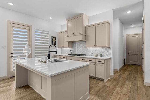 9540 Hedge Street, Frisco, TX 75034