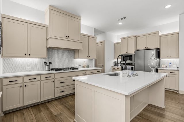 9540 Hedge Street, Frisco, TX 75034
