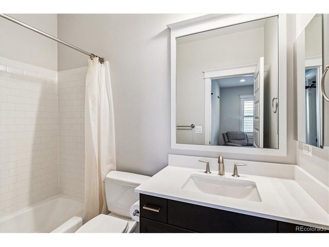 5497 N Xanthia Ct, Denver, CO 80238