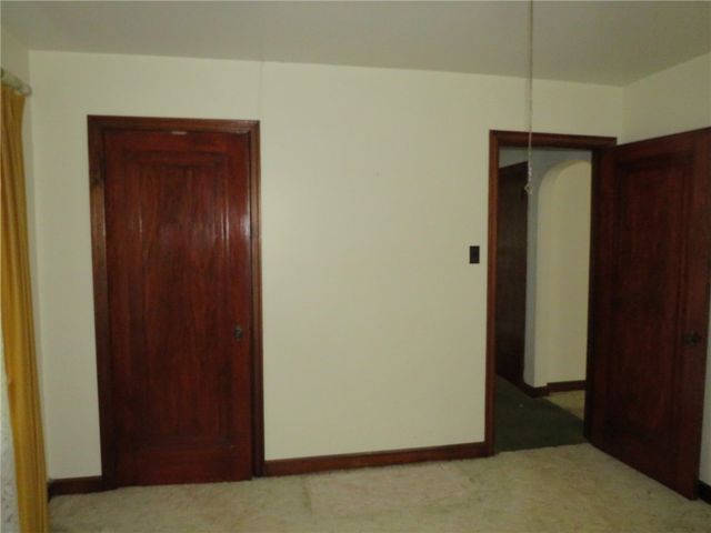 225 N Main St, Houston, PA 15342