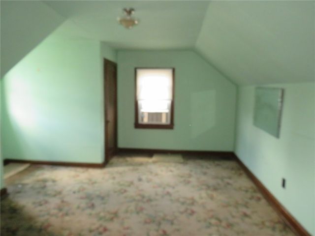 225 N Main St, Houston, PA 15342