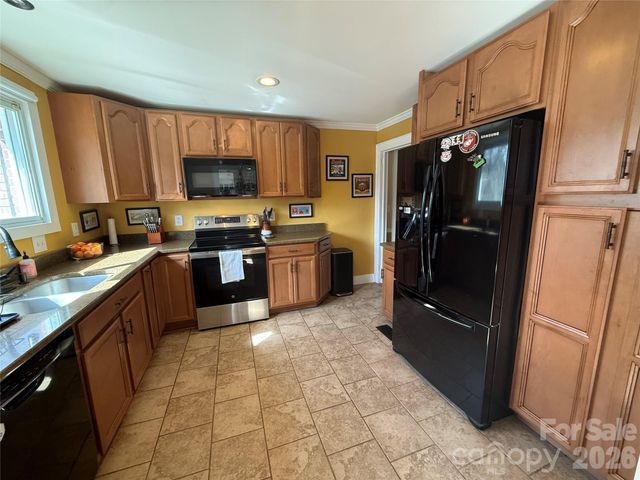 112 Elwood Street, Kannapolis, NC 28081