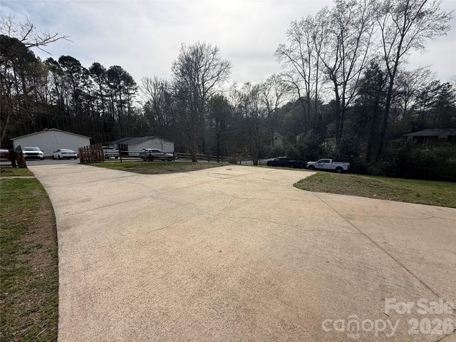 112 Elwood Street, Kannapolis, NC 28081