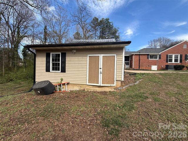 112 Elwood Street, Kannapolis, NC 28081