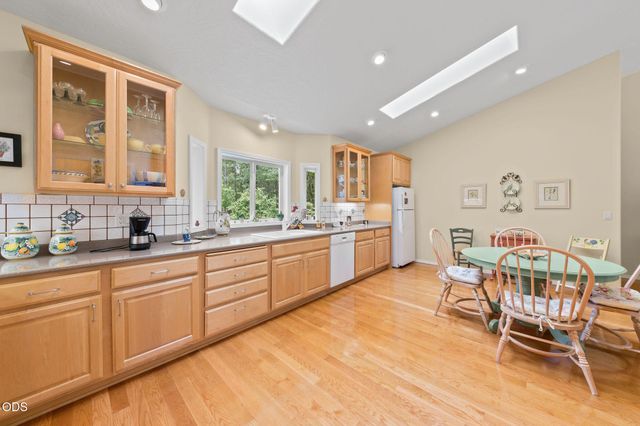 509 Carter Drive, Grants Pass, OR 97526
