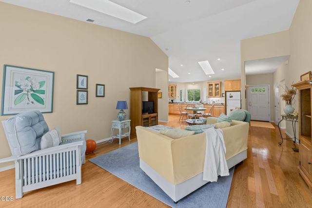 509 Carter Drive, Grants Pass, OR 97526