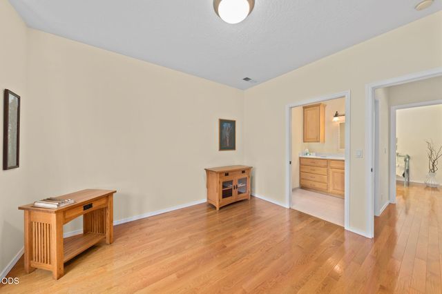 509 Carter Drive, Grants Pass, OR 97526