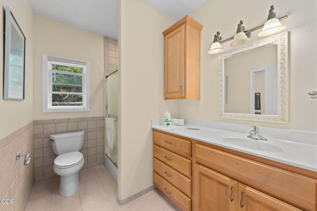 509 Carter Drive, Grants Pass, OR 97526