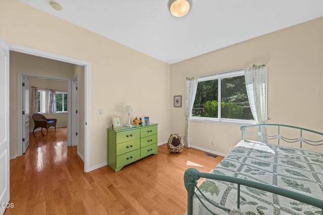 509 Carter Drive, Grants Pass, OR 97526