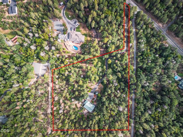 509 Carter Drive, Grants Pass, OR 97526
